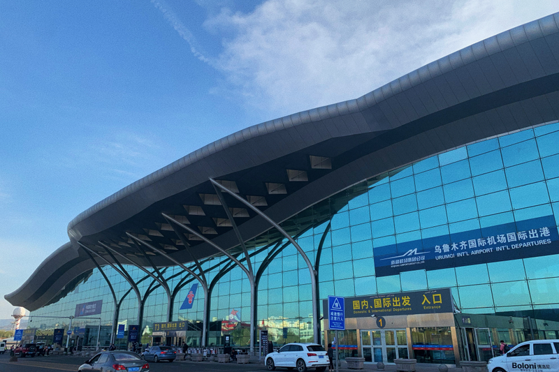 恭喜截止12月16日乌鲁木齐地窝堡机场2023年累计实时旅客吞吐量已超越