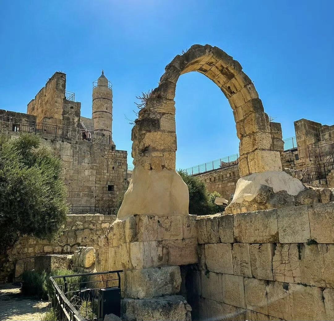 以色列的魅力与韵味大卫王3000多年前离开希伯伦踏上了前往耶路撒冷的