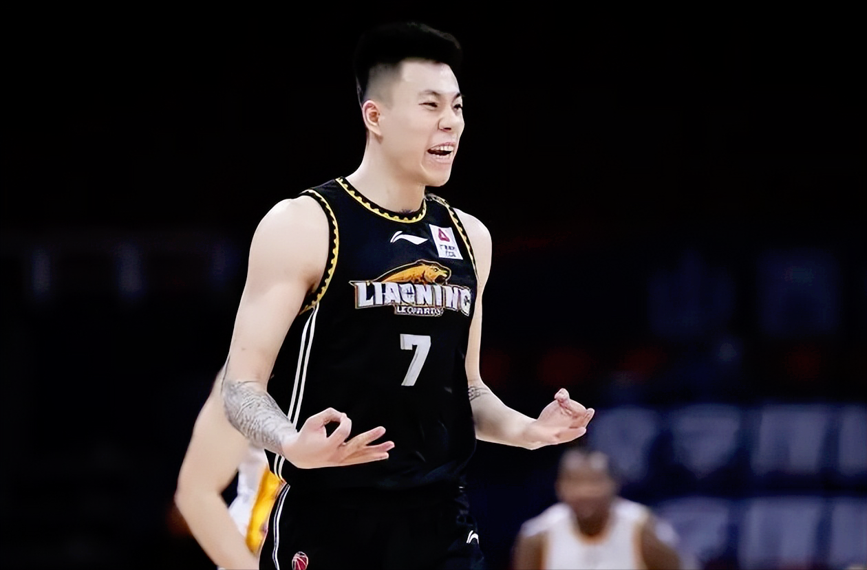 体育圣坛 的想法: 赵继伟伤退,辽宁男篮108-94轻取四川男篮,看完比赛