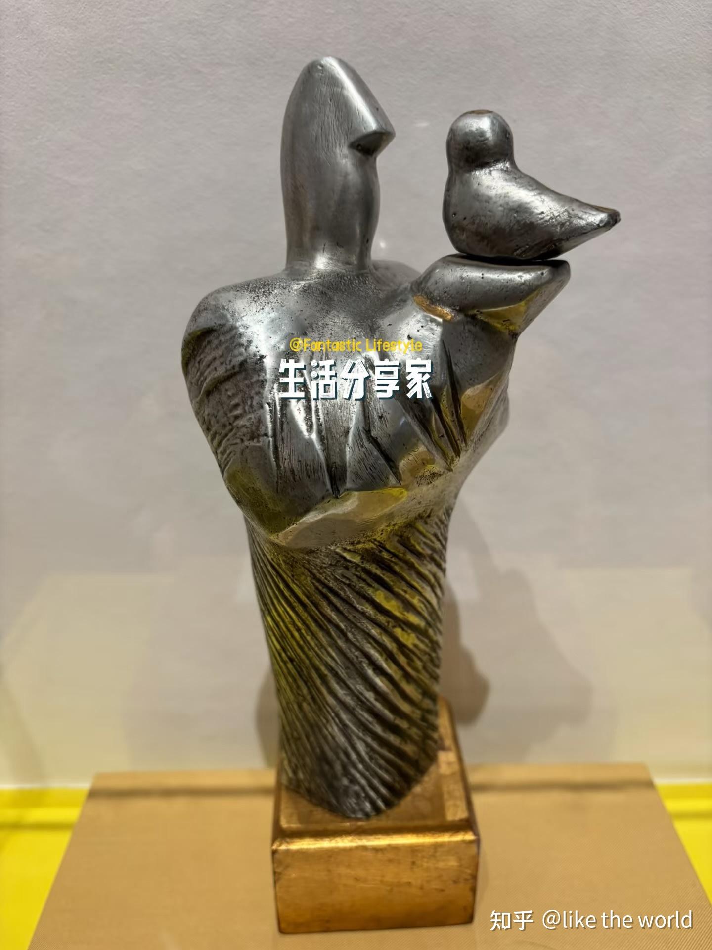 like the world 的想法: 中国浙江杭州滨江20250801:中国动漫博物馆“动漫之都的国际交响:杭萨双城动画艺术特展” - 知乎
