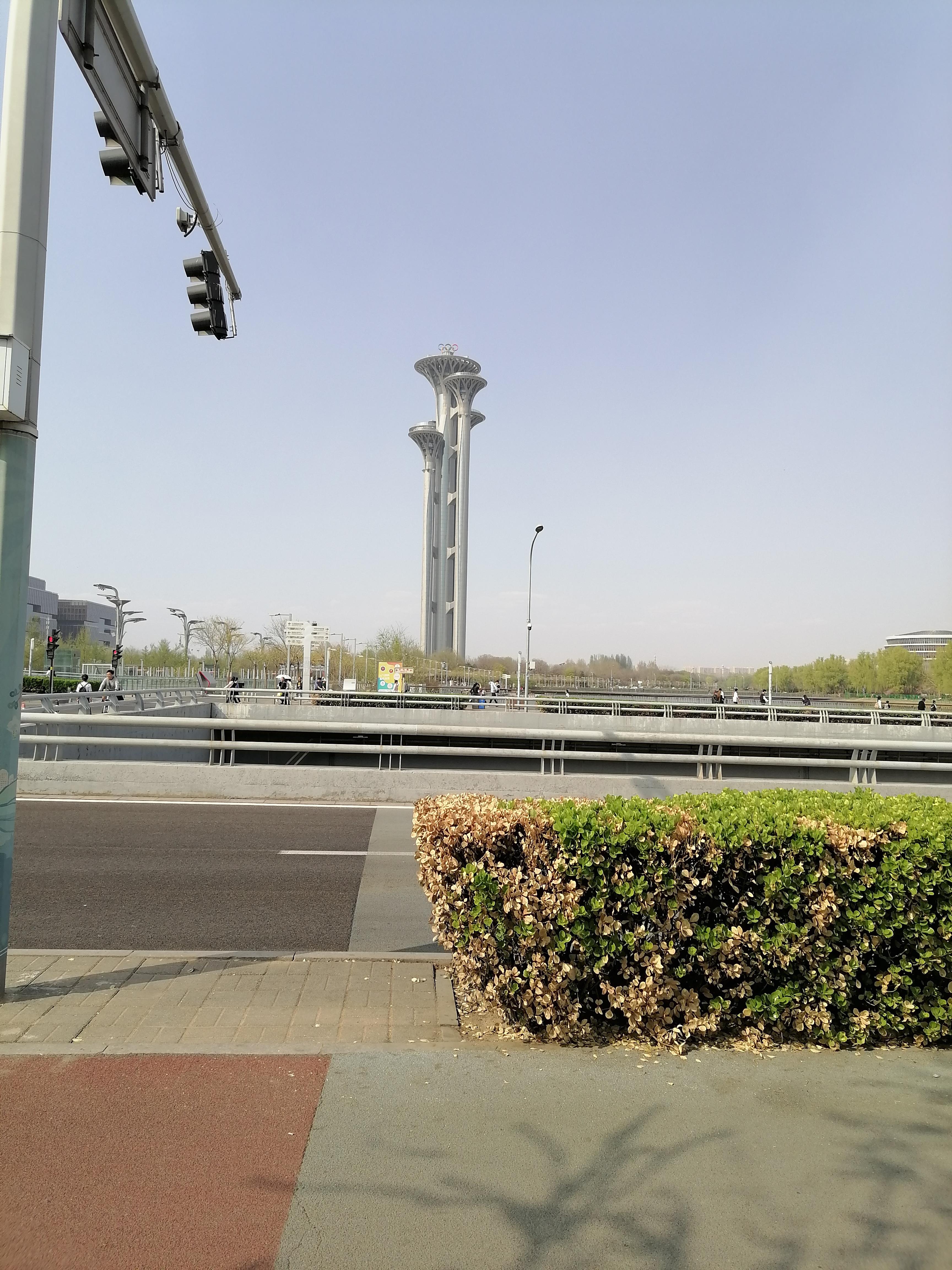 南北 的想法: 奥林匹克公园广场 | 奥林匹克公园广场,建筑物雄伟壮观