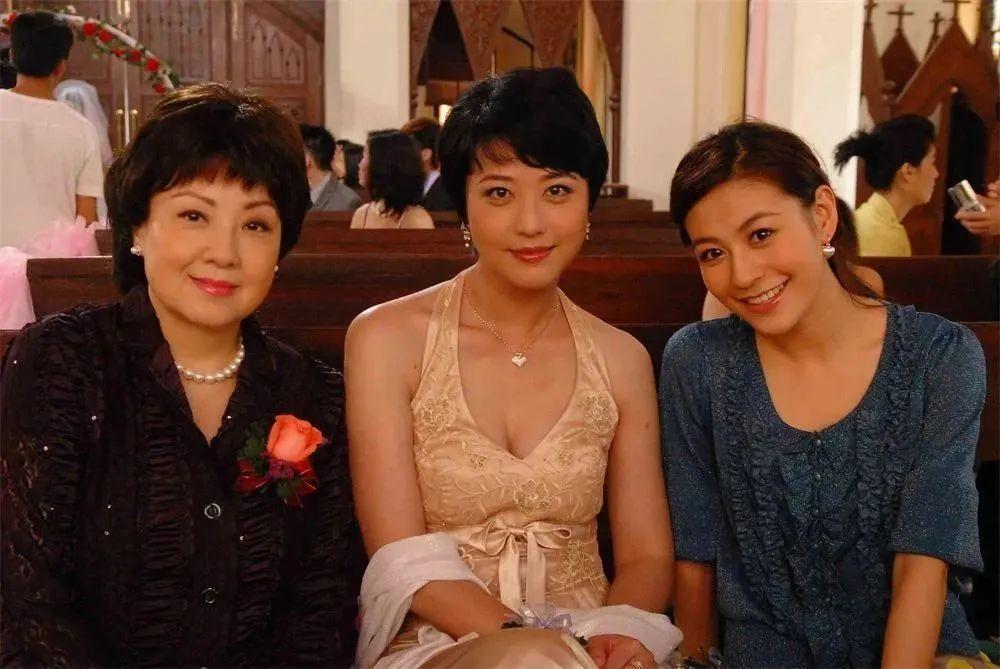 方大为 的想法: 周海媚去世 | 12月12日,周海媚工作室微博发文称,演员