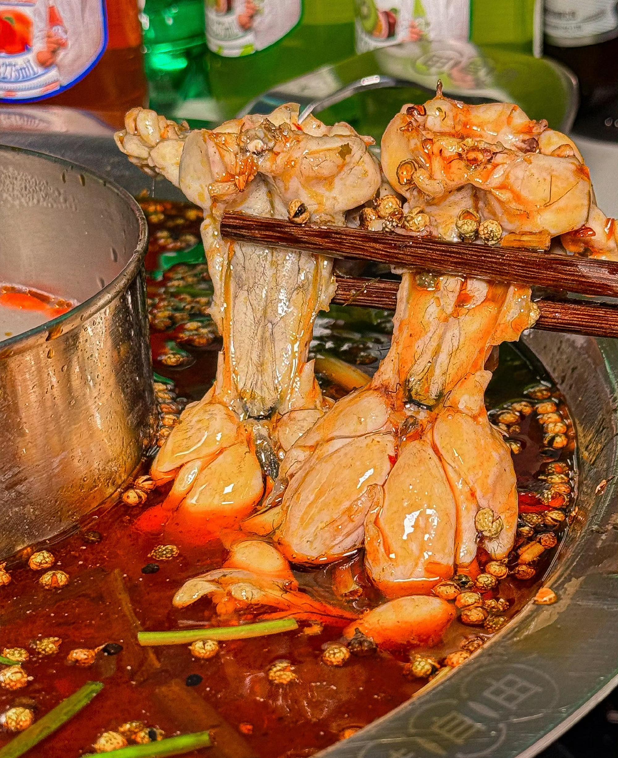 这家蛙火锅真的让人吃了还想吃在大北京能吃到的巨好吃的牛蛙自助鲜