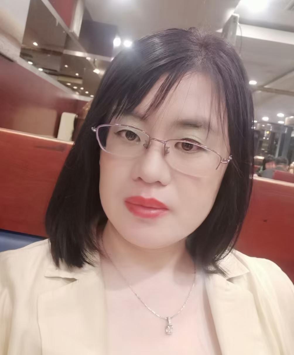 女嘉宾81年165 国企中铁如何征婚