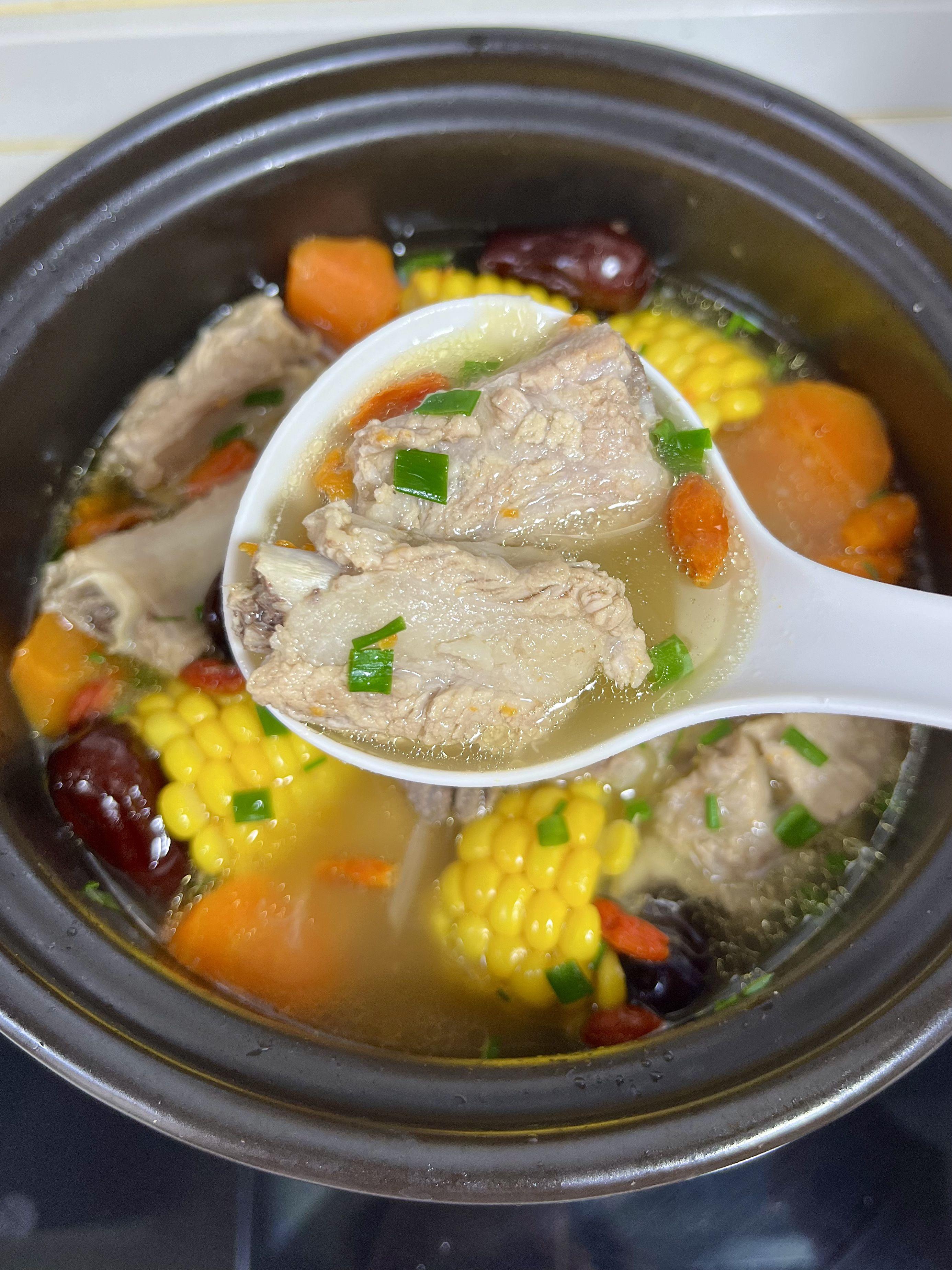 跟我妈学的排骨汤,真的巨好喝!