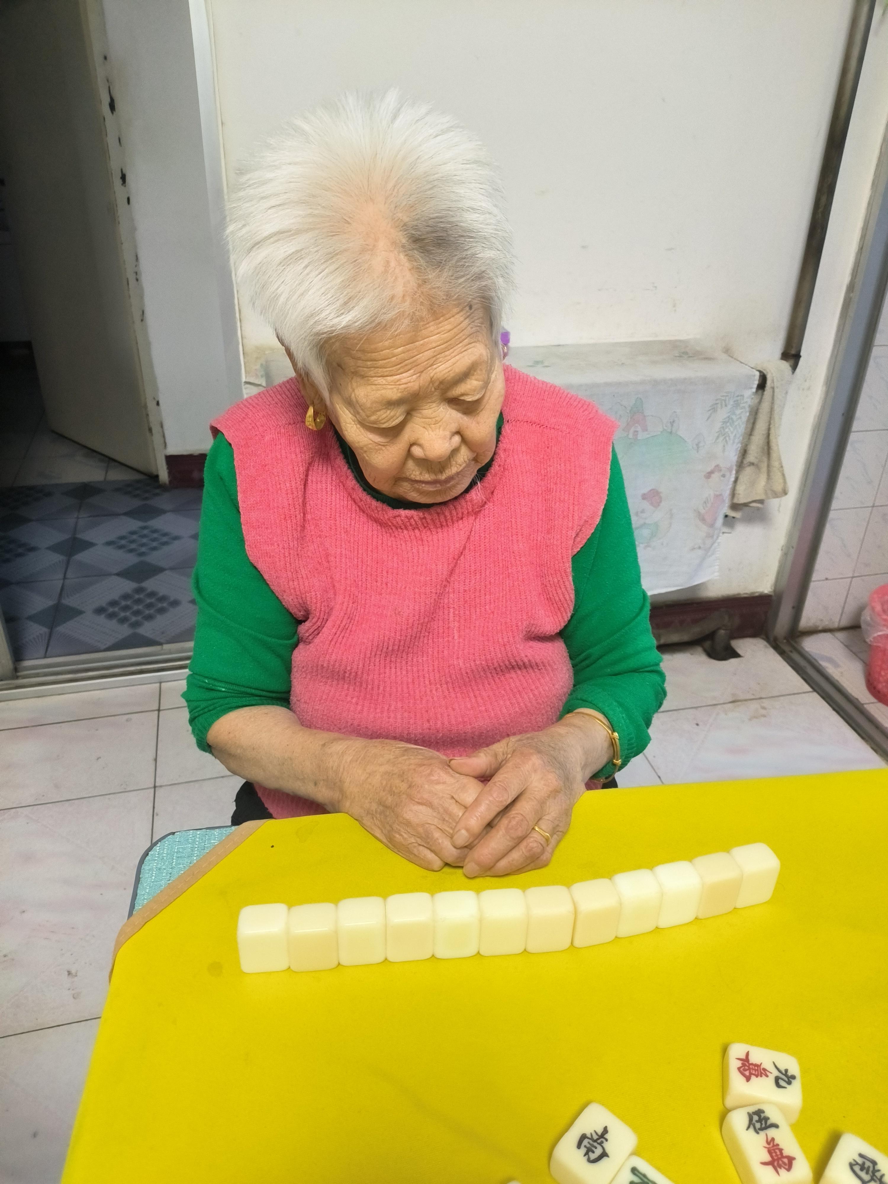 老娘不起图片壁纸图片