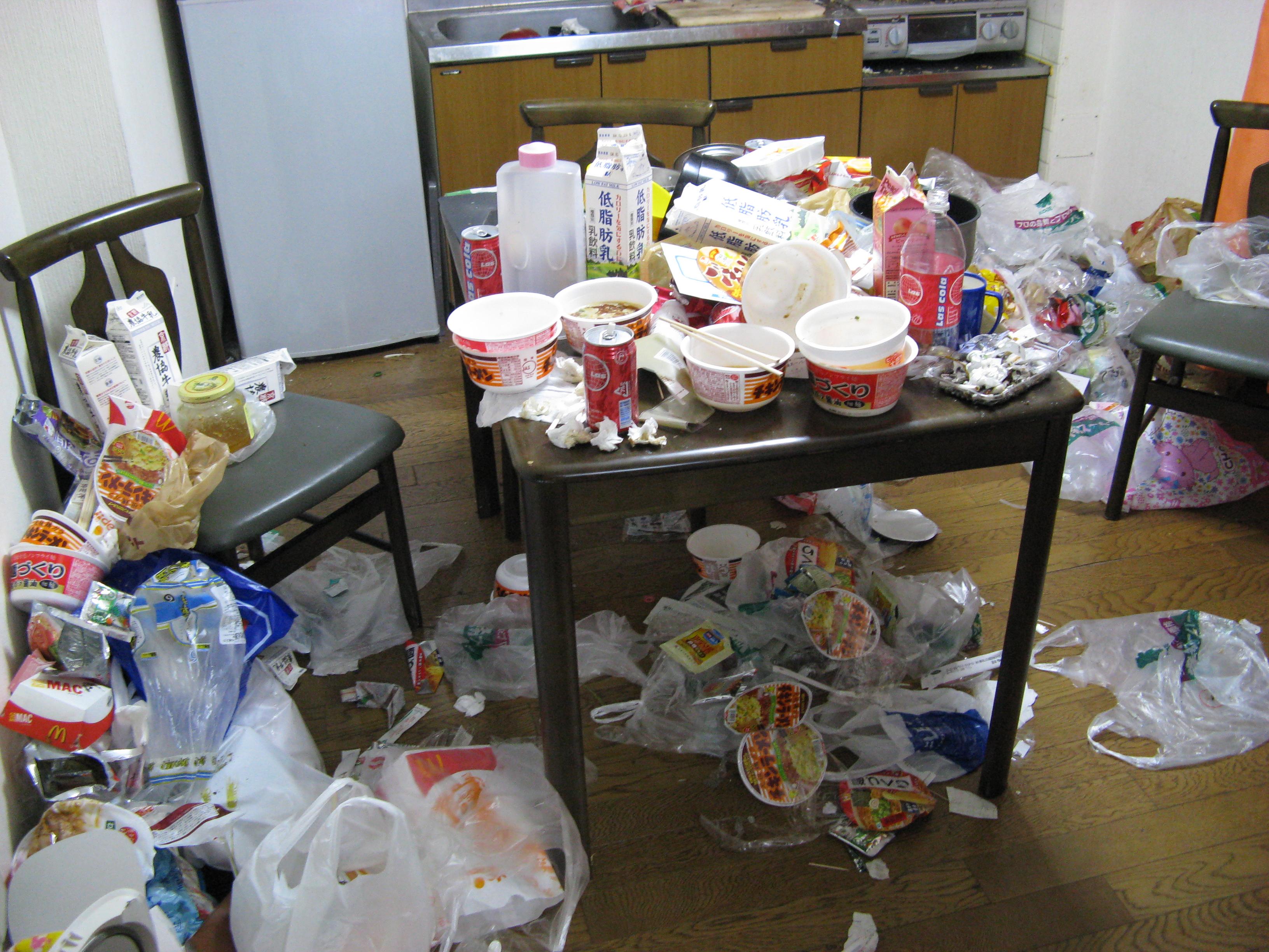 极品室友是怎样炼成的?