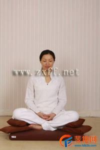 左腿无论如何都不能压下坐稳,诚求如何完成【散】盘?