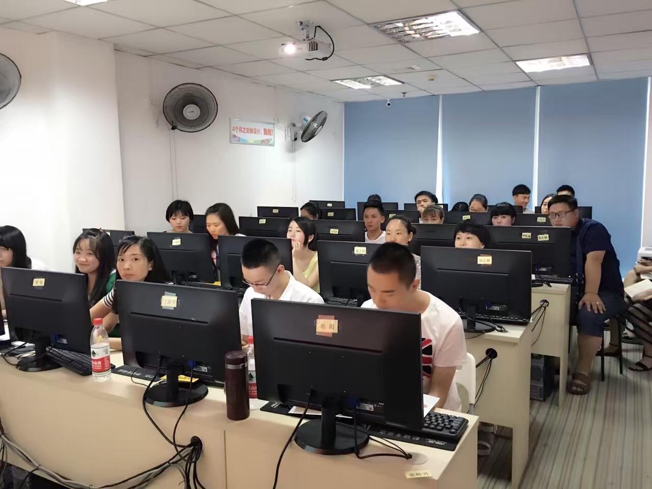 杭州达内ui培训到底是不是坑?达内是不是就一