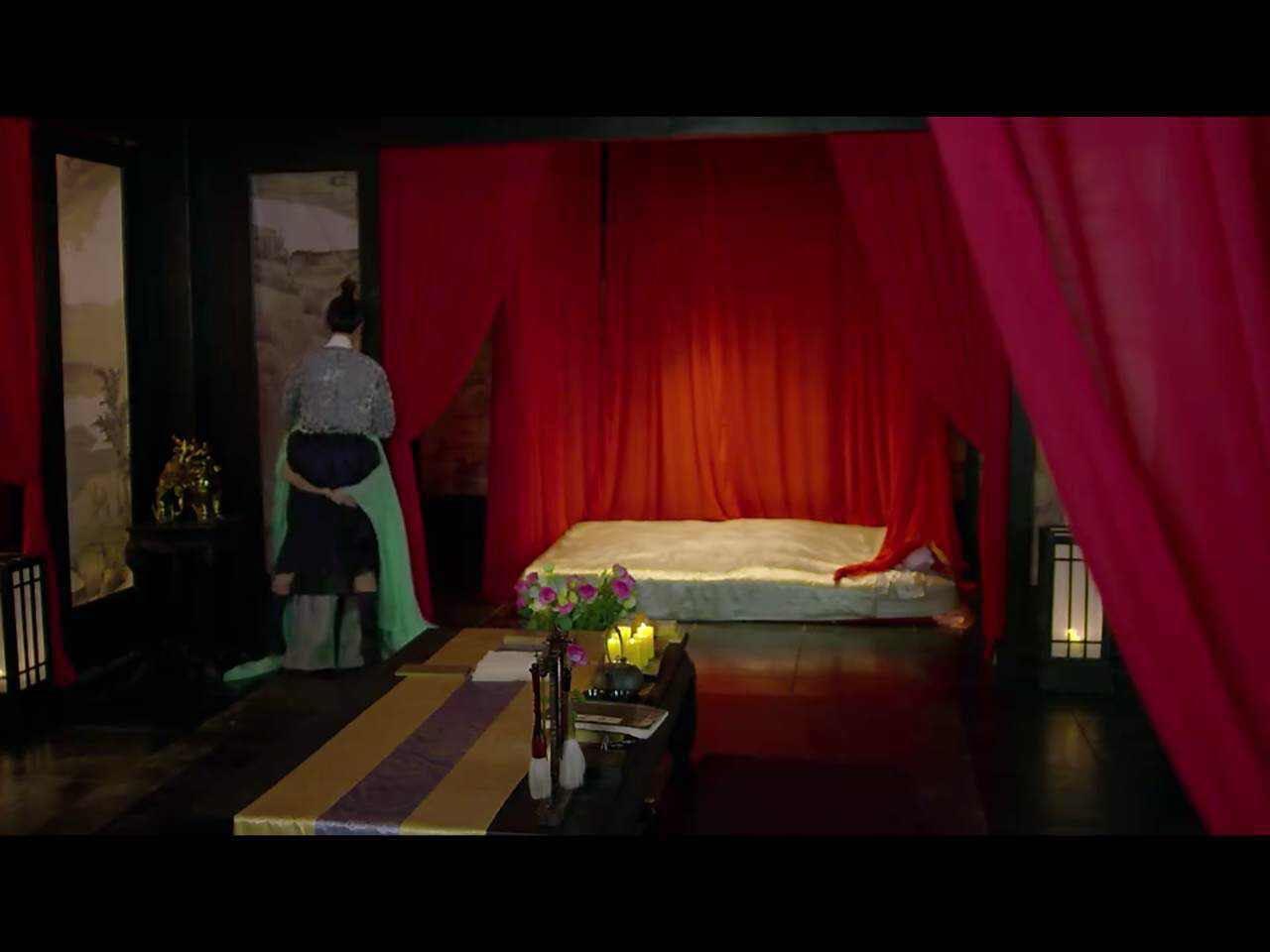 如何评价太子妃升职记里芃哥和太子的床戏? -