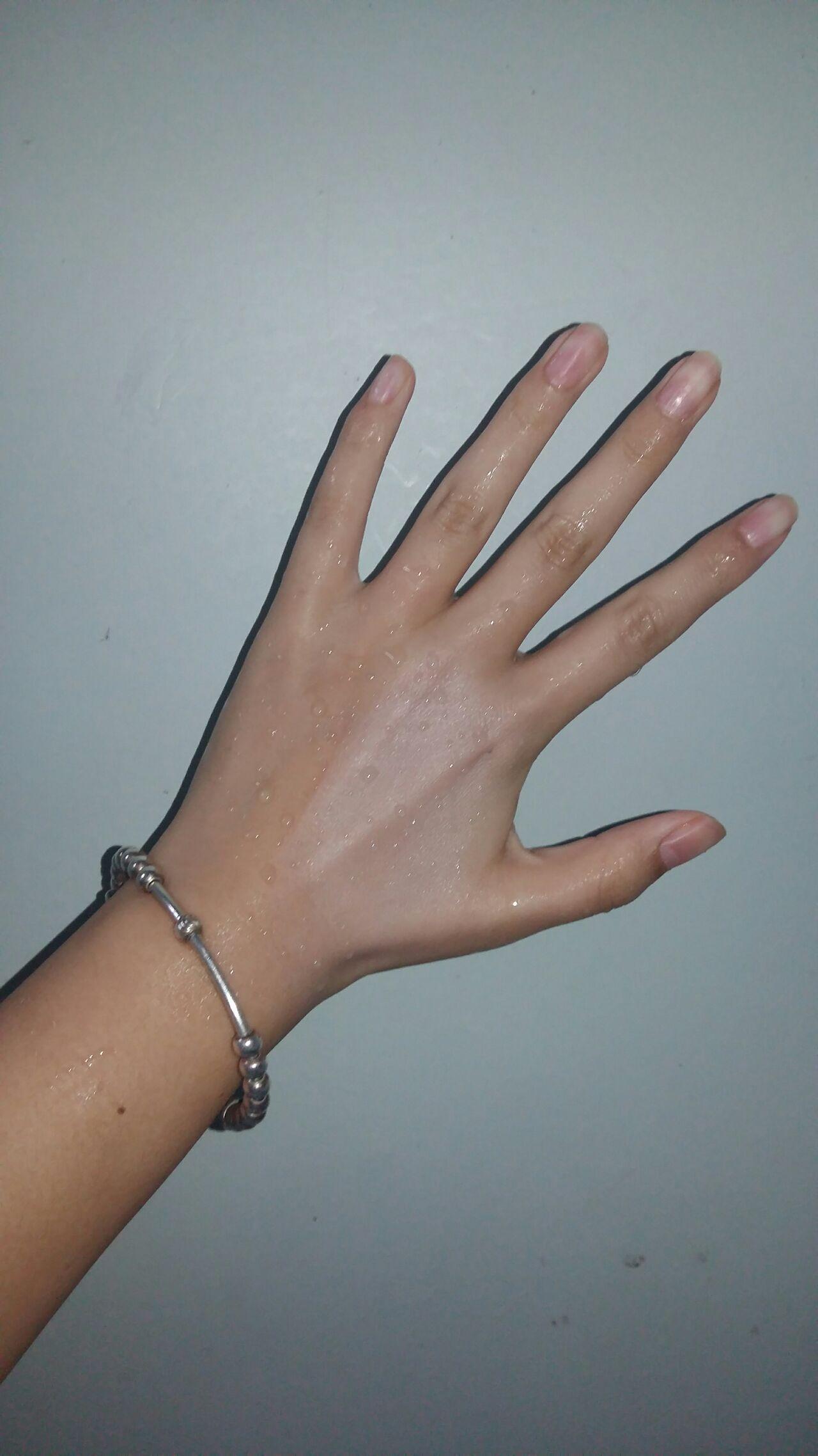 求问哪个牌子的气垫粉底好用? - 美容护肤 - 知