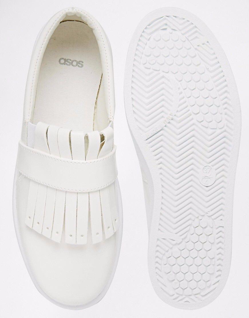 有什么好看的小白鞋,穿起来很舒服很适合走路