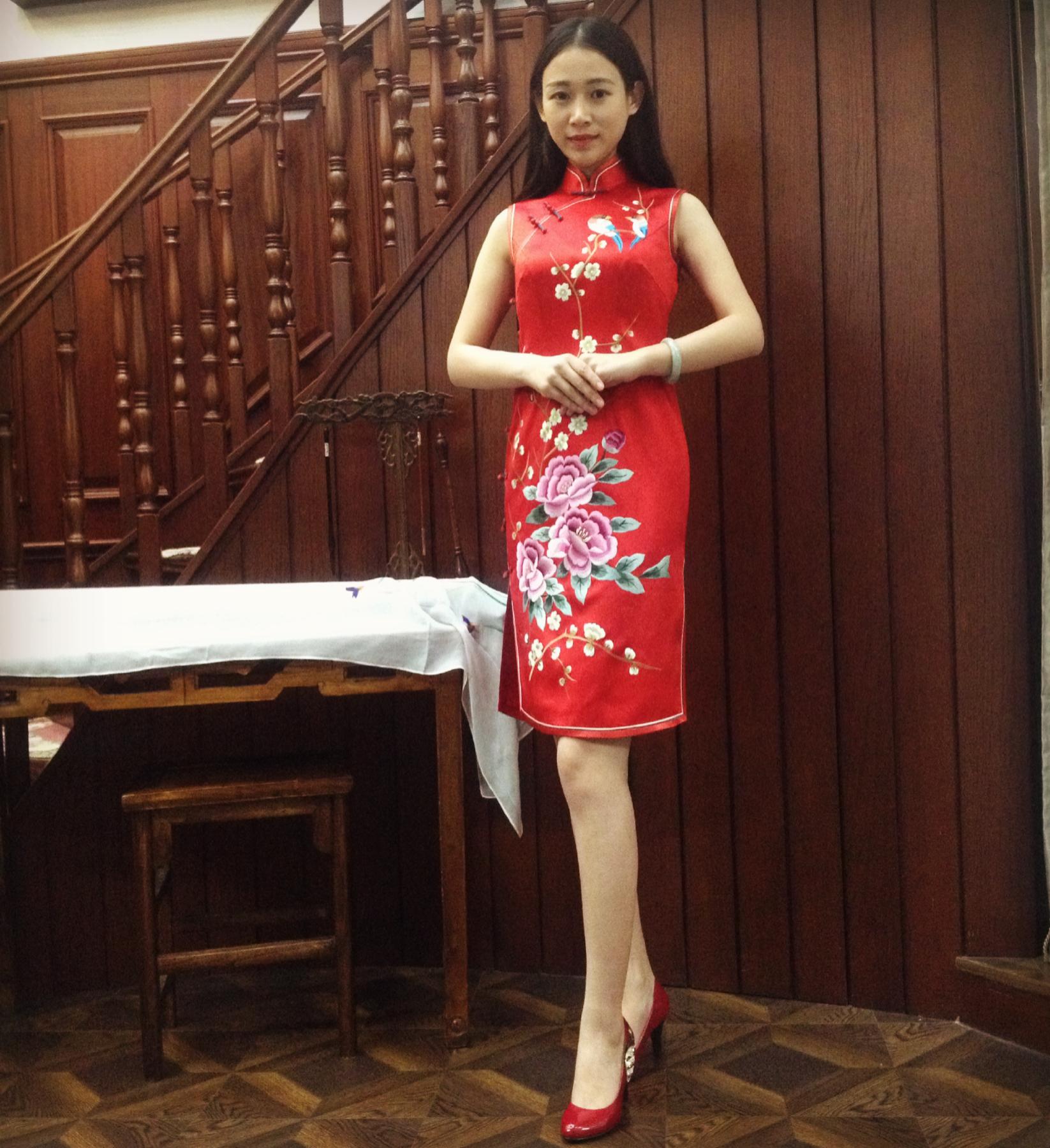 穿旗袍配什么鞋子