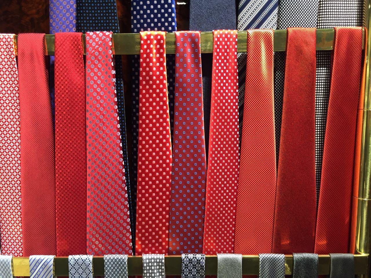 想送男友(22岁)大学毕业礼物,请大家帮忙推荐领