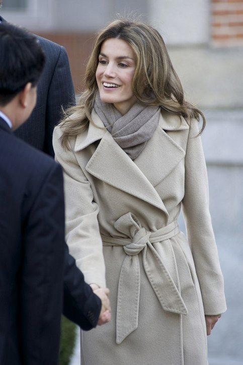 如何在寒冷的冬天穿的保暖又好看? - 生活 - 知