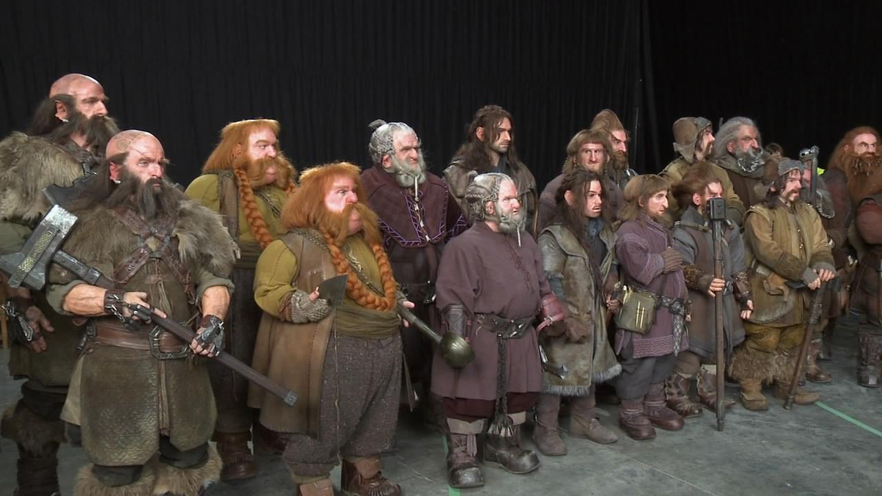 正常身高的演员是如何扮演霍比特人和矮人的