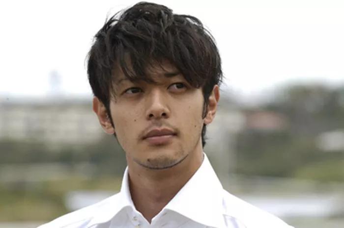 颜值高的男明星壁纸 3580a6a3401ca7466fc4236681825e10_r.jpg