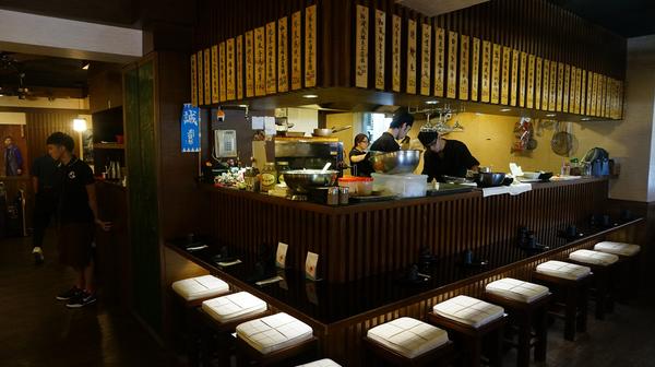 [天台食堂]  大安区忠孝东路四段67号 [deja vu 魔术音乐主题餐厅]