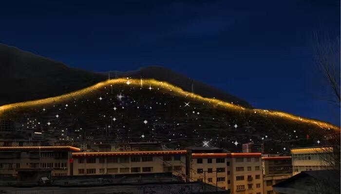 康定,一座享誉世界的历史文化名城;一座跑马山,名扬五洲四海;一曲