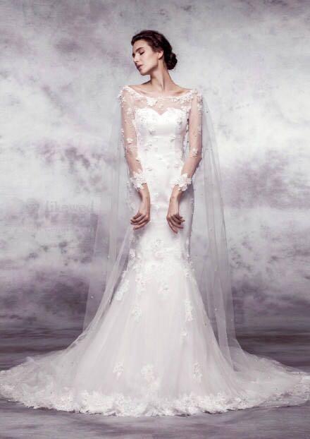 敬酒服可以不穿红色吗?想穿白色鱼尾婚纱敬酒