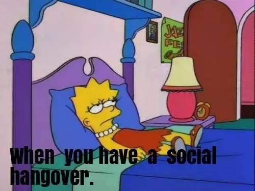 研究:什么是内向者专属的“社交宿醉”?|一份写给内向者的社交指南 研究:什么是内向者专属的“社交宿醉”?|一份写给内向者的社交指南