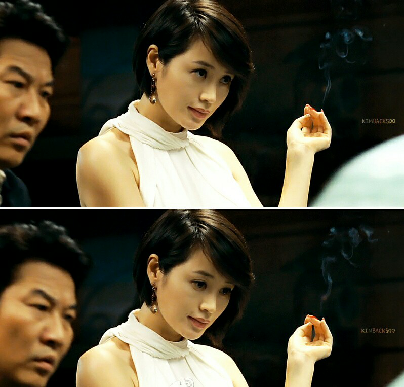 居然没有人提到她,金惠秀,《老千》里风情万种的老板娘,女生都被她迷