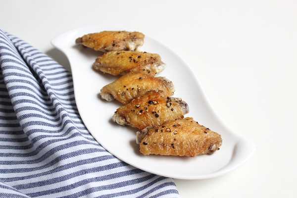 有什么比较简单好吃的家常菜式推荐？