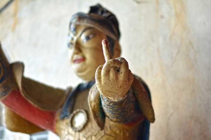 人生苦短,我只撸管 2 人赞同了该回答 呦呦切克闹,我说法克你说艹!