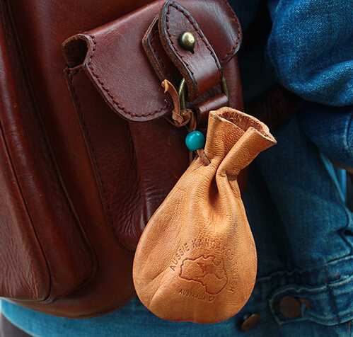 当然是袋鼠蛋蛋零钱包哦   显示全部