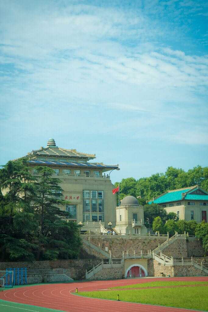 亲爱的学弟,看得出,你是一个认真并且渴望通过高考实现你大学