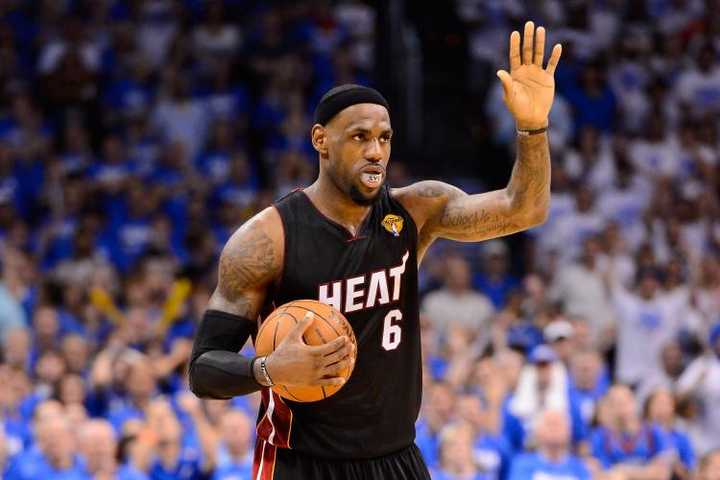 詹姆斯的什么装备最经典?