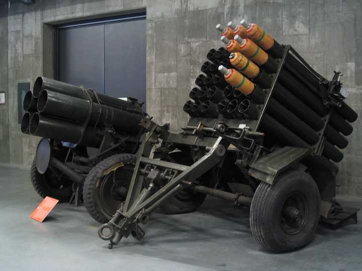 T34希神多管火箭炮图片