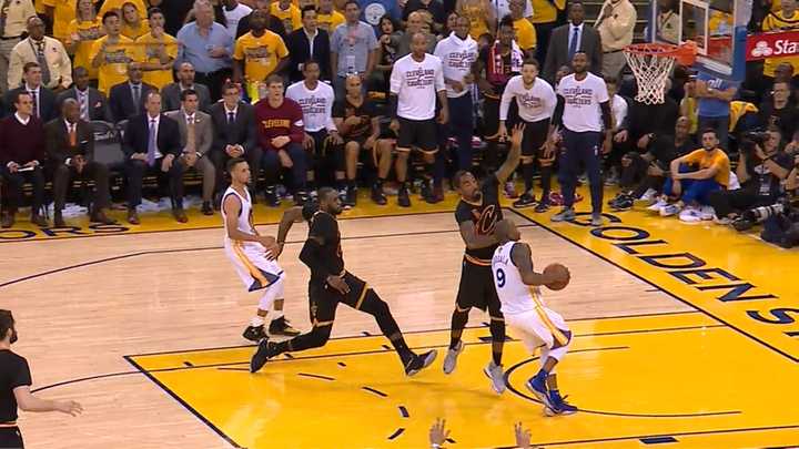 (詹姆斯追身大帽伊戈达拉)