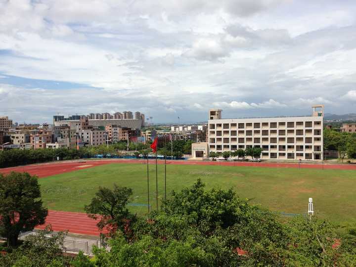 在惠州一中就读是一种怎样的体验?