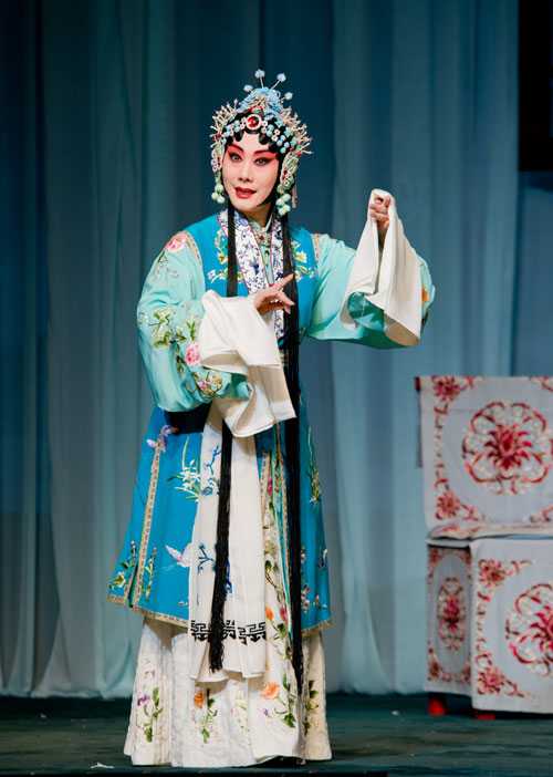 京剧流水唱词较好的段子有哪些?类似于锁五龙,打龙袍之类的