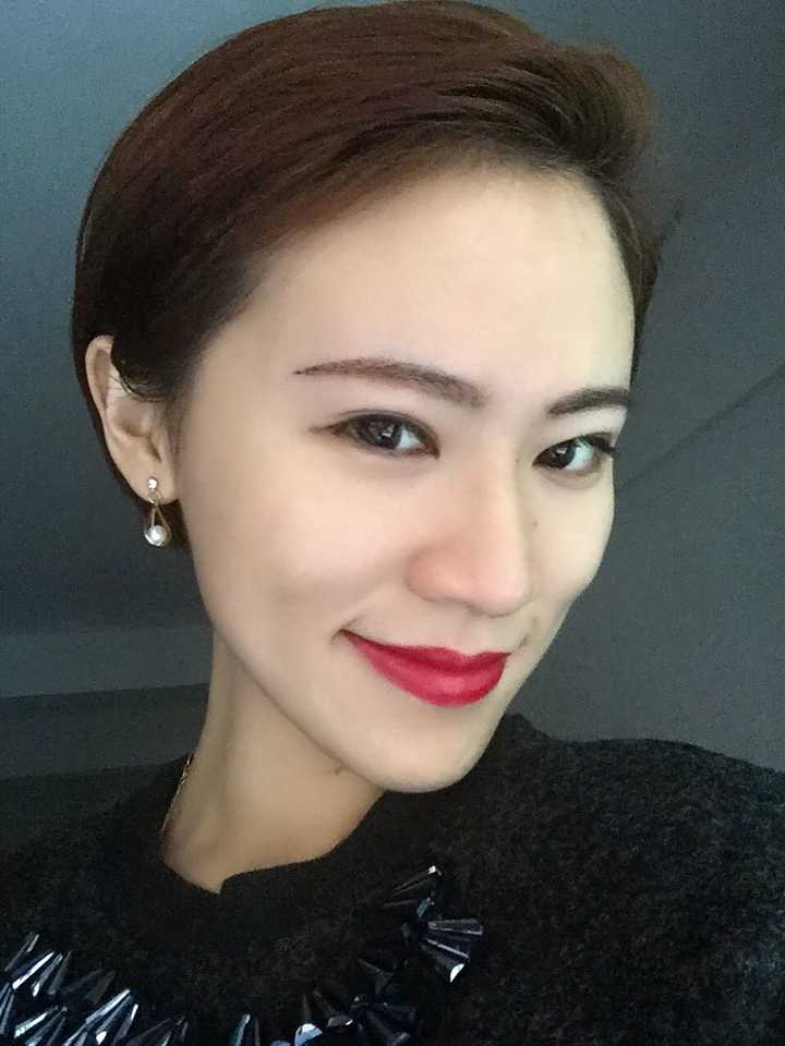 化妆后颜值和素颜差距很大是种怎样的体验?