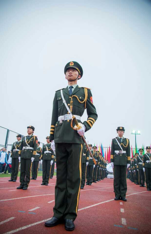 那些年我们在高校国旗护卫队的日子!