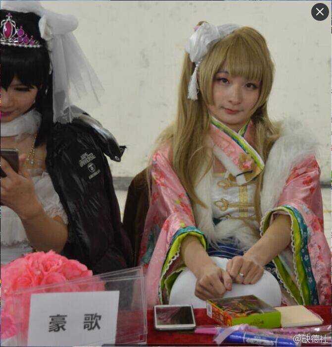 作为一个蕾丝被伪娘掰直怎么办?