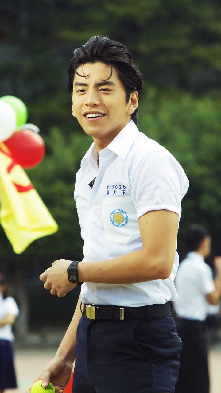 据说这个人现在在台湾很火,他叫王大陆