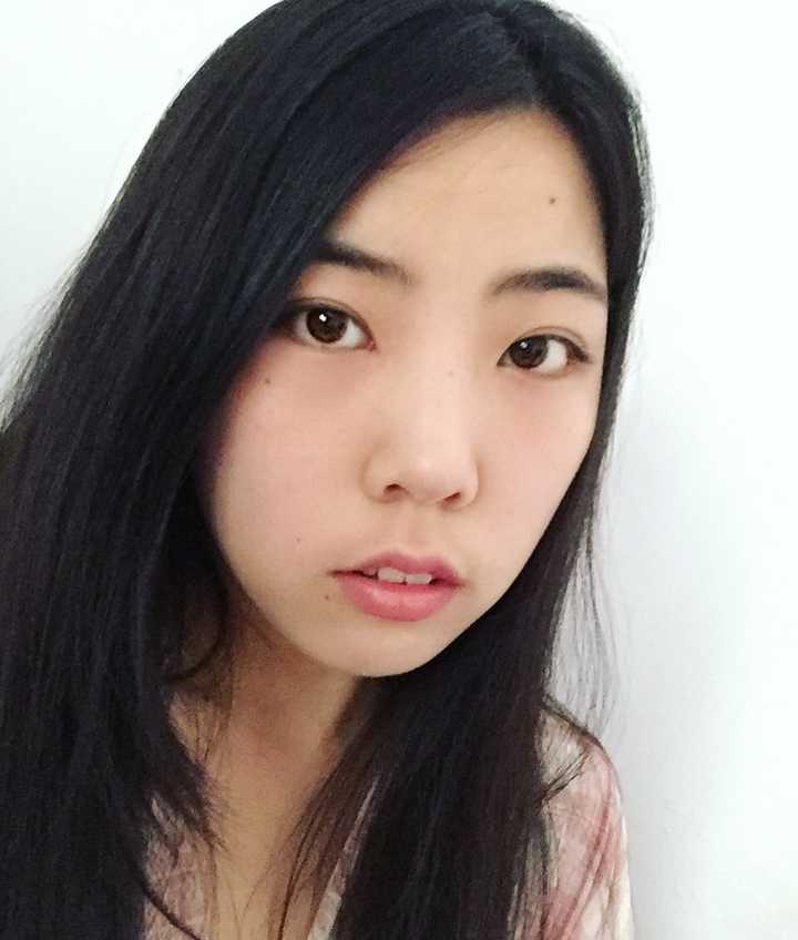 ╯(┴—┴  我知道是时候上图了 个人因素是脸盘大,脸上肉多,上唇短