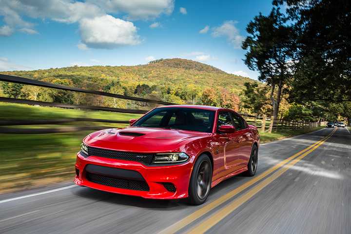 23 岁女生第一辆车 预算70 100 万元 有哪些车推荐 知乎