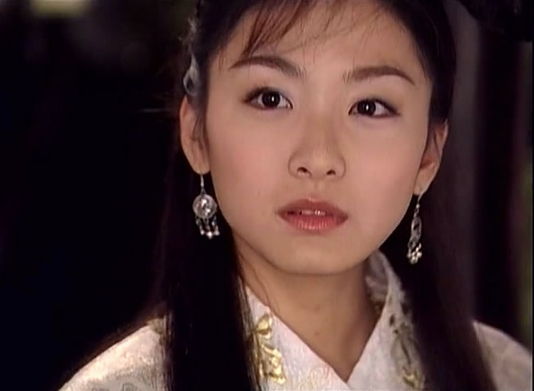 第二梦/明月   惹人怜惜和冷艳