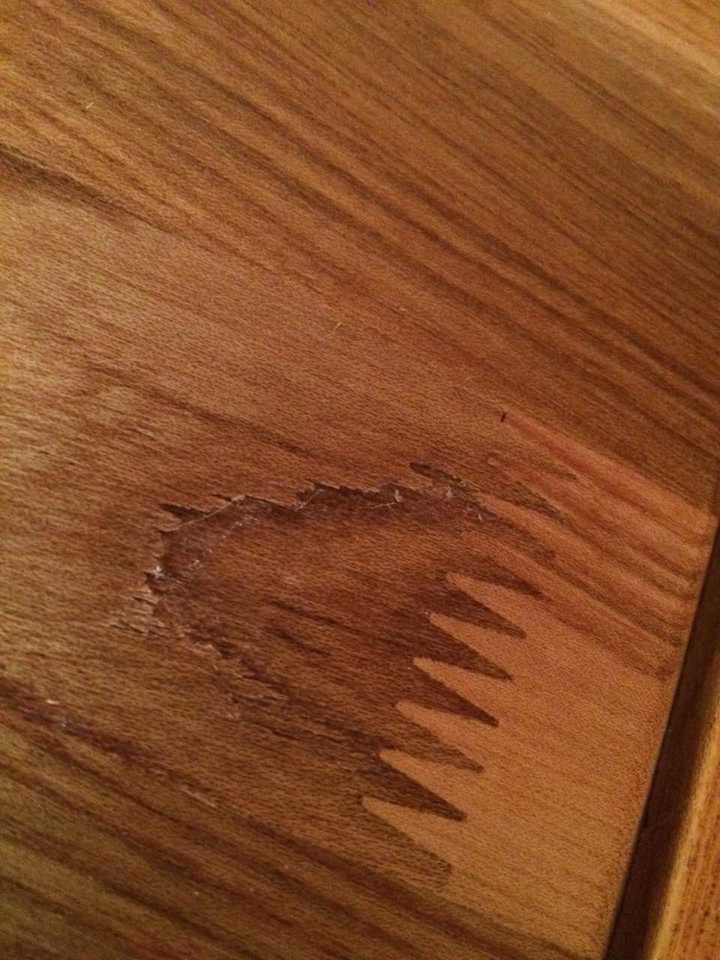 求助:3万块买的柏逸轩榆木家具,有木洞,起木皮,抽屉开裂一大堆的问题