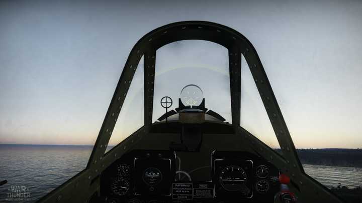 bf109的座舱为什么设计成方的?