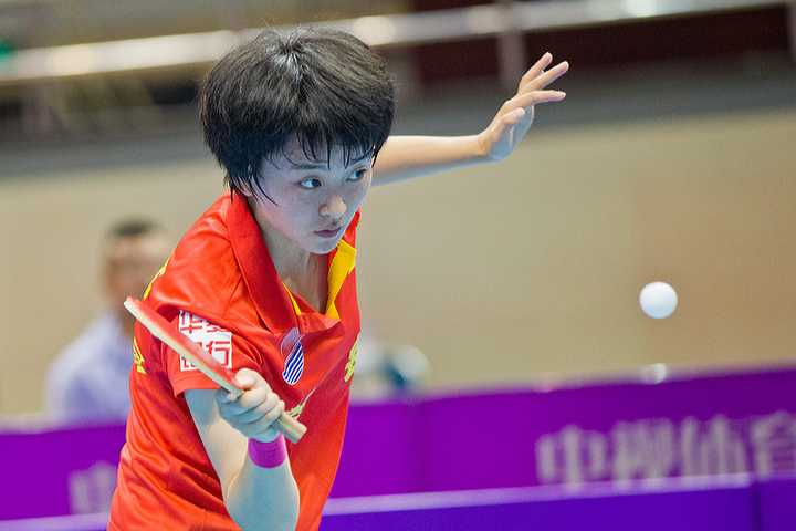 如何评价朝鲜选手金宋依的削球打法?