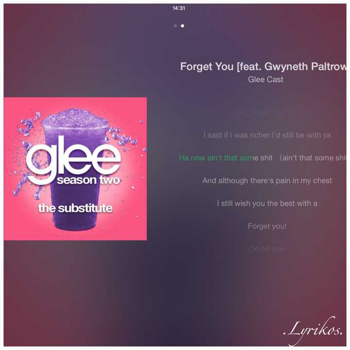 glee中翻唱cee-lo green的forget you跟原版有很大的不同，前奏钢琴和铃鼓的配合