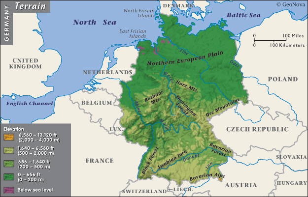 不难发现,中国人口大多集中在 三大平原,四川盆地,广东福建海岸(及