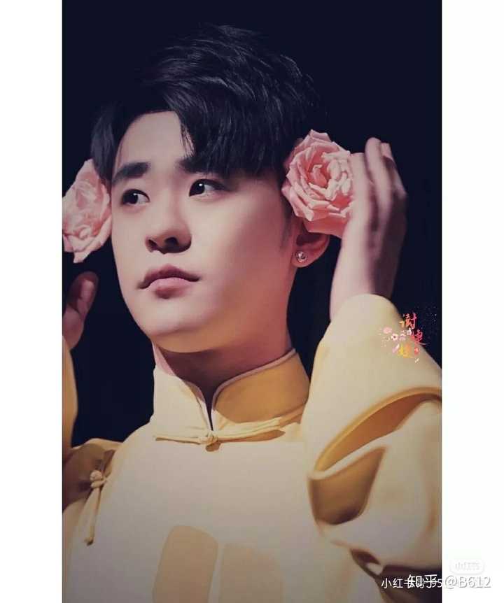 有没有感觉张云雷在近一年气质变化特别大?