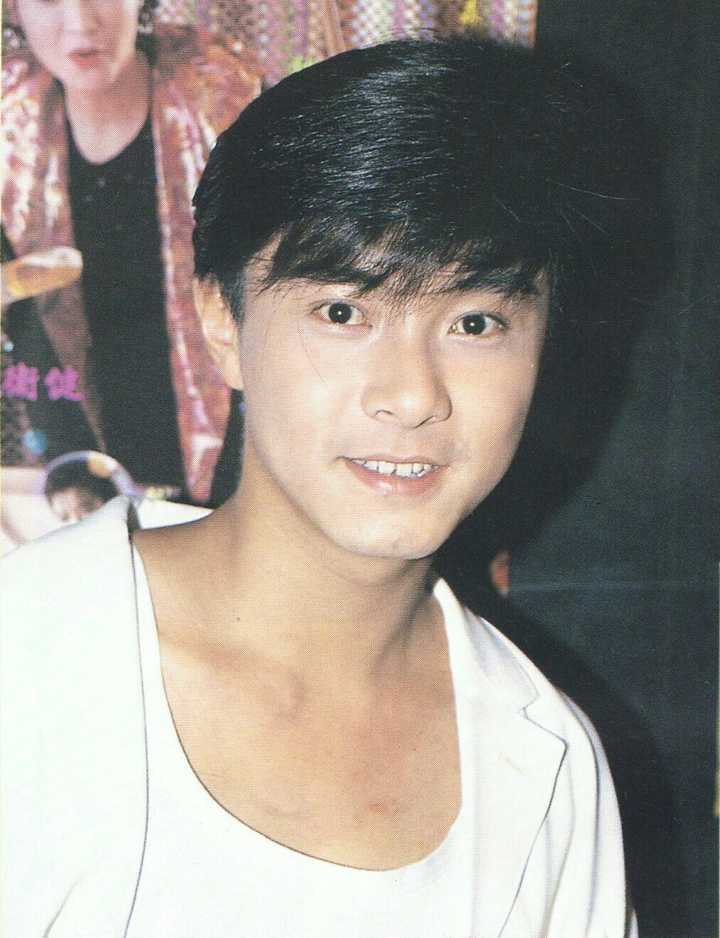 张卫健和李易峰比谁帅呢