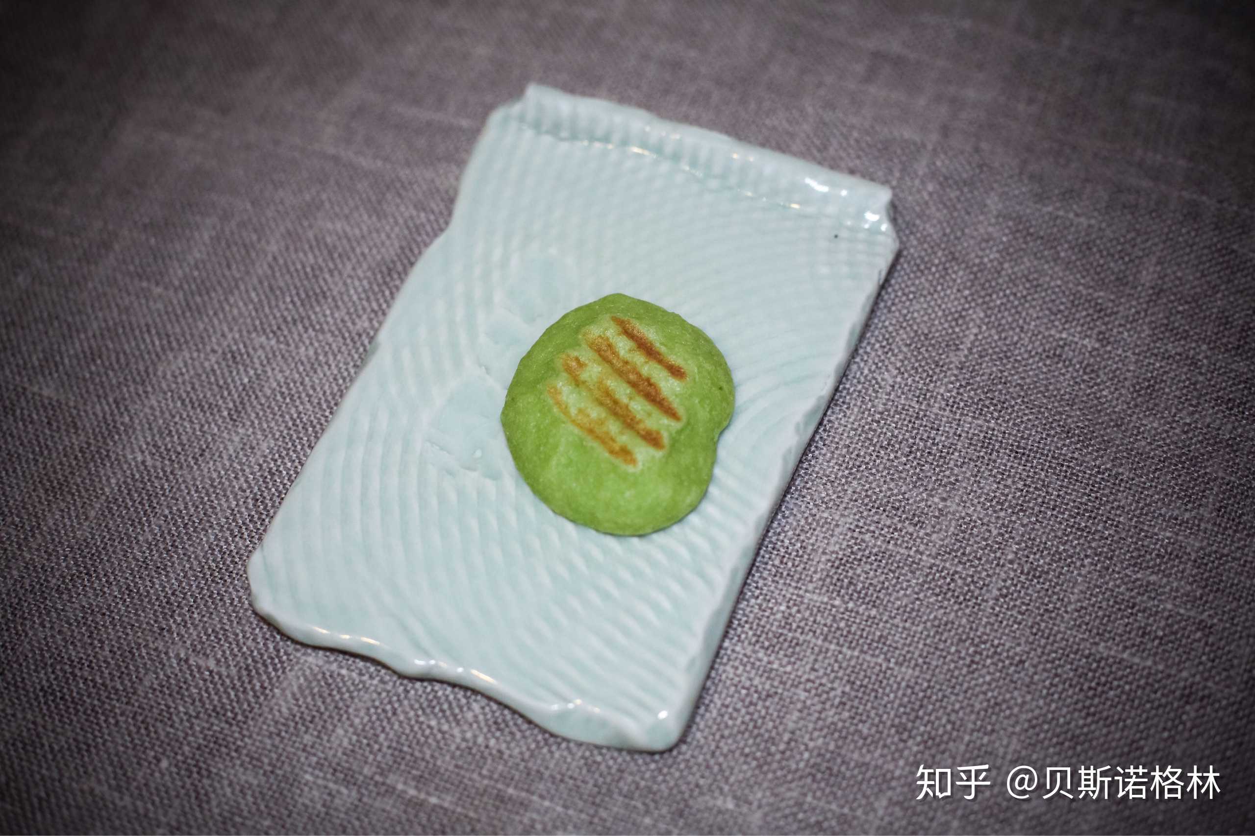 二刷玉芝兰,正版泡椒凤爪.